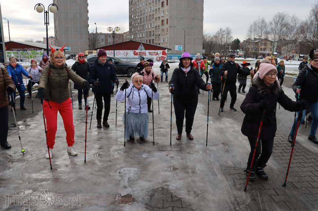 Fotorelacja: Karnawałowy Marsz Nordic Walking w Zawierciu