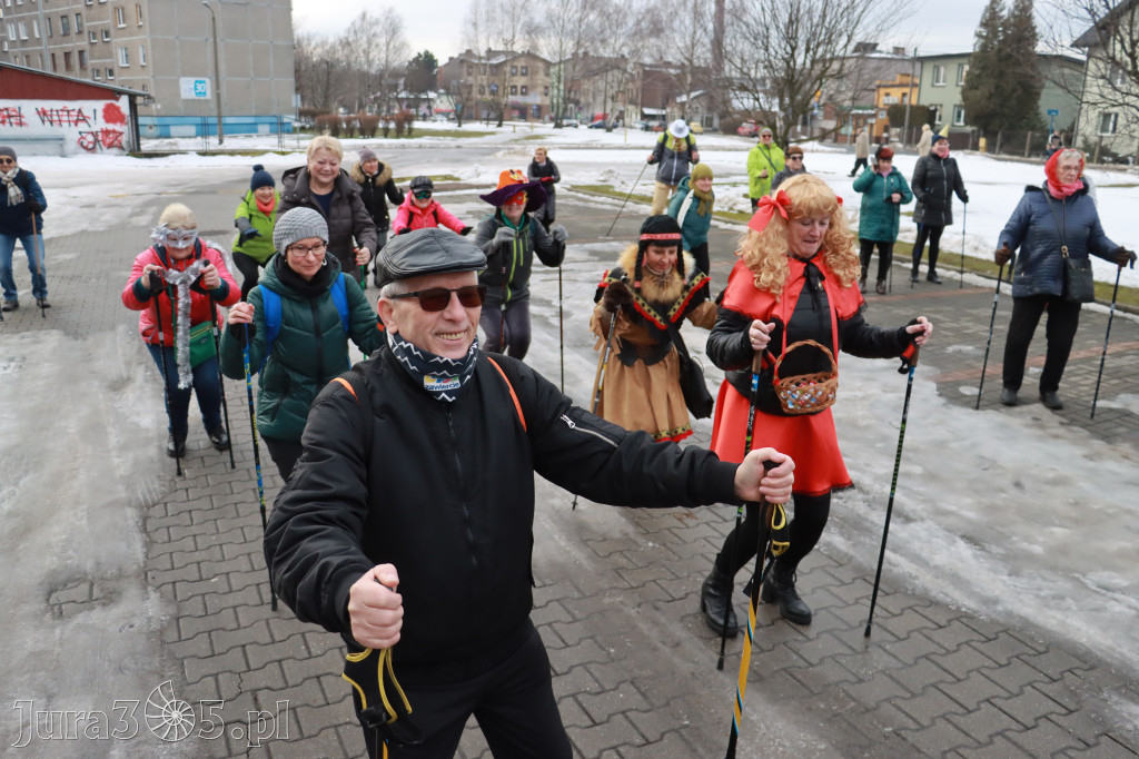 Fotorelacja: Karnawałowy Marsz Nordic Walking w Zawierciu