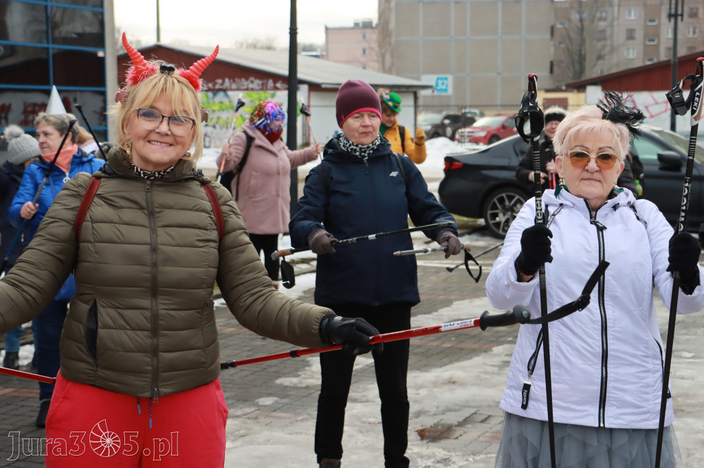 Fotorelacja: Karnawałowy Marsz Nordic Walking w Zawierciu