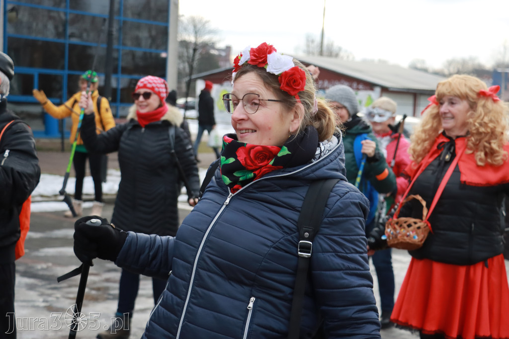 Fotorelacja: Karnawałowy Marsz Nordic Walking w Zawierciu