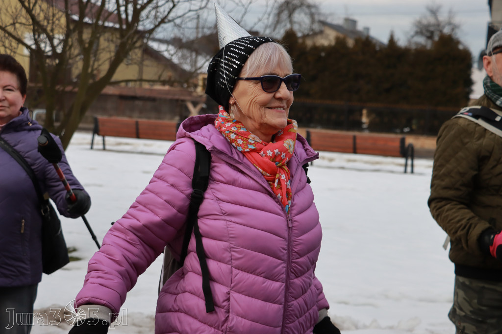 Fotorelacja: Karnawałowy Marsz Nordic Walking w Zawierciu