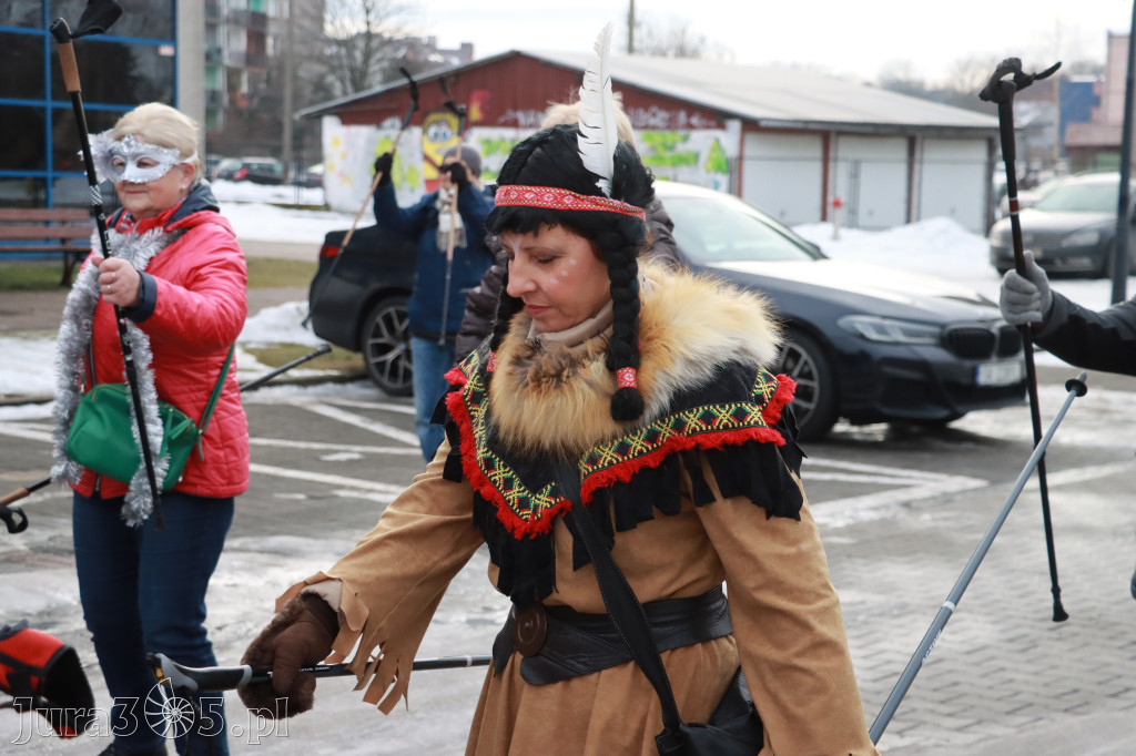 Fotorelacja: Karnawałowy Marsz Nordic Walking w Zawierciu
