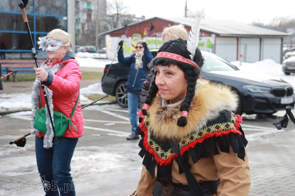 Fotorelacja: Karnawałowy Marsz Nordic Walking w Zawierciu