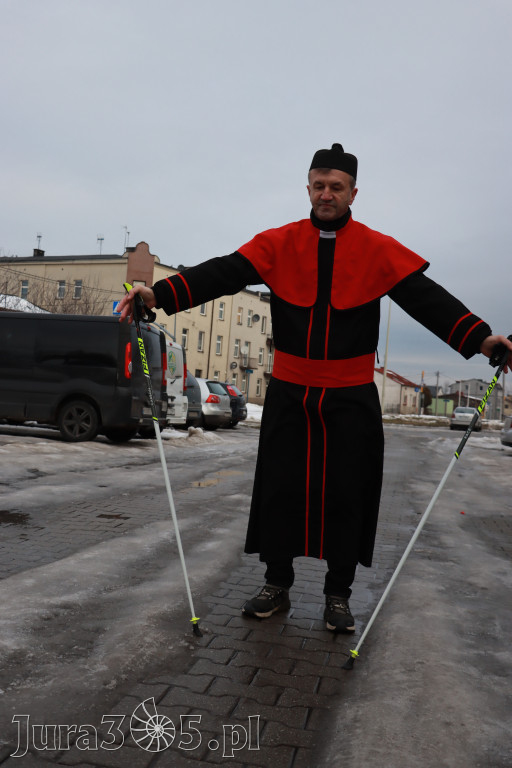 Fotorelacja: Karnawałowy Marsz Nordic Walking w Zawierciu