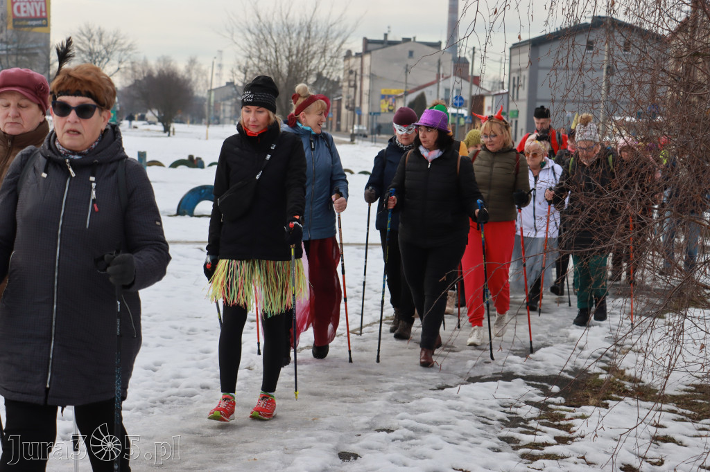 Fotorelacja: Karnawałowy Marsz Nordic Walking w Zawierciu