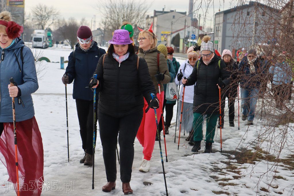 Fotorelacja: Karnawałowy Marsz Nordic Walking w Zawierciu