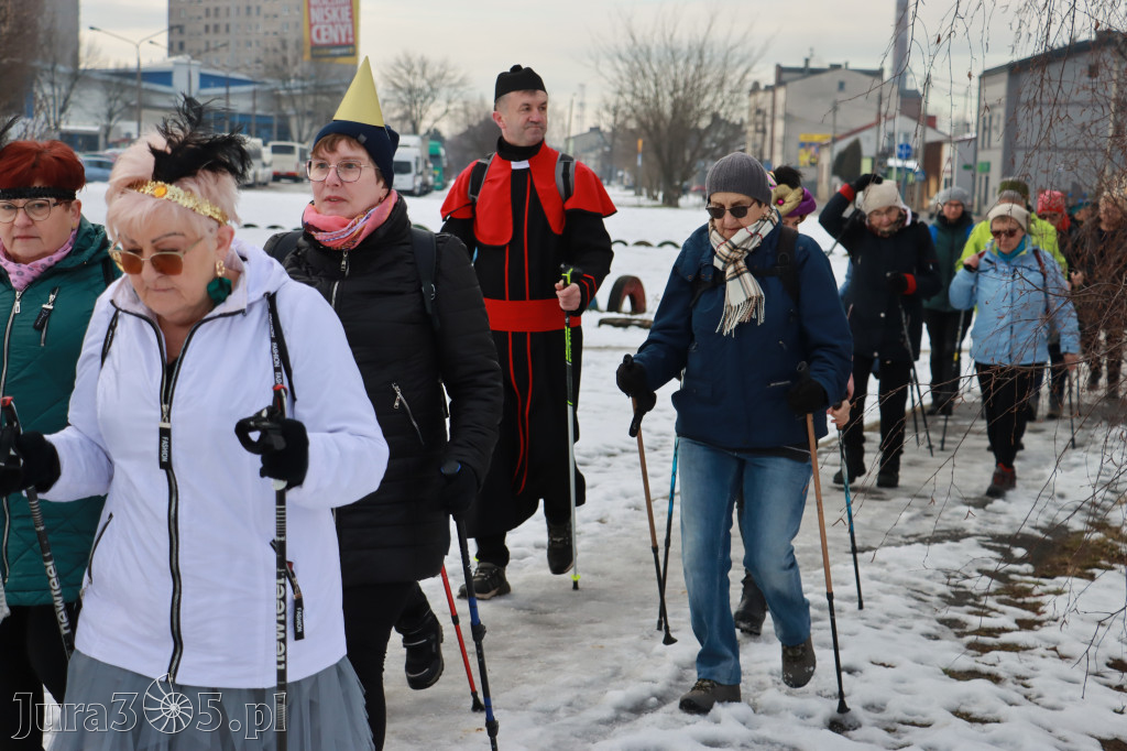 Fotorelacja: Karnawałowy Marsz Nordic Walking w Zawierciu