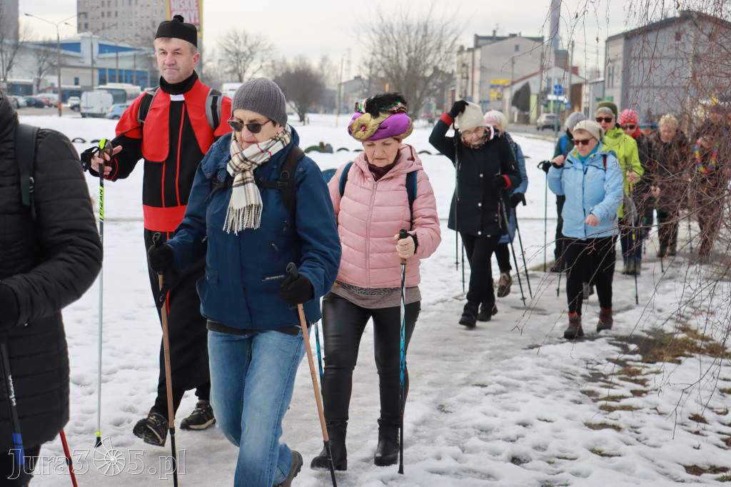 Fotorelacja: Karnawałowy Marsz Nordic Walking w Zawierciu