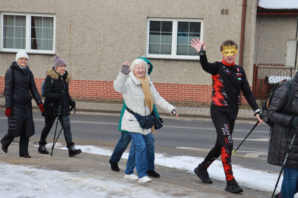 Fotorelacja: Karnawałowy Marsz Nordic Walking w Zawierciu