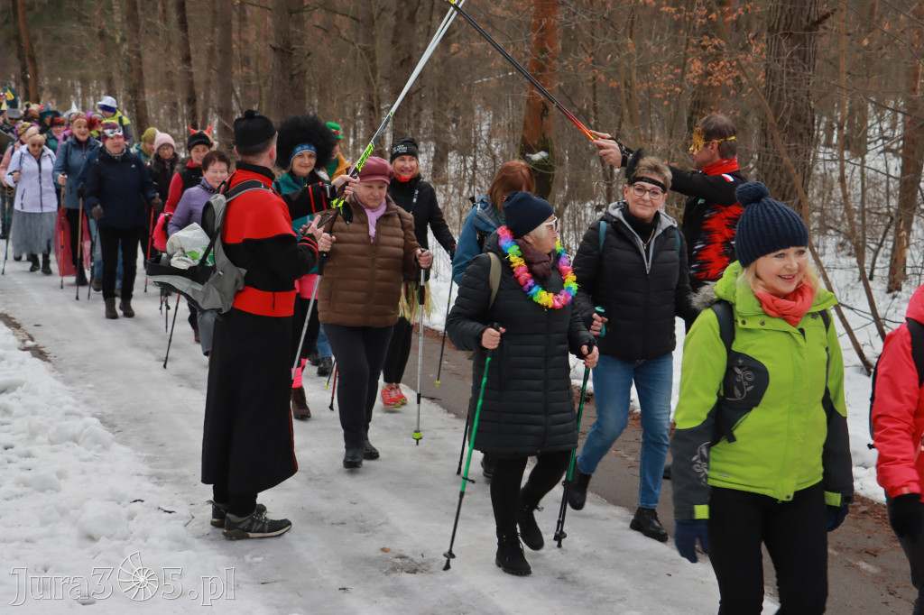 Fotorelacja: Karnawałowy Marsz Nordic Walking w Zawierciu