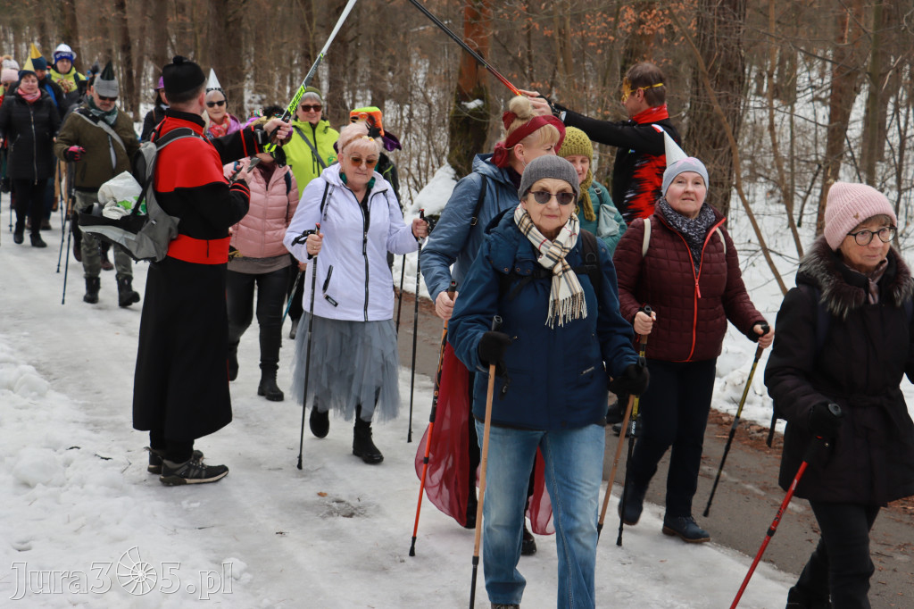 Fotorelacja: Karnawałowy Marsz Nordic Walking w Zawierciu