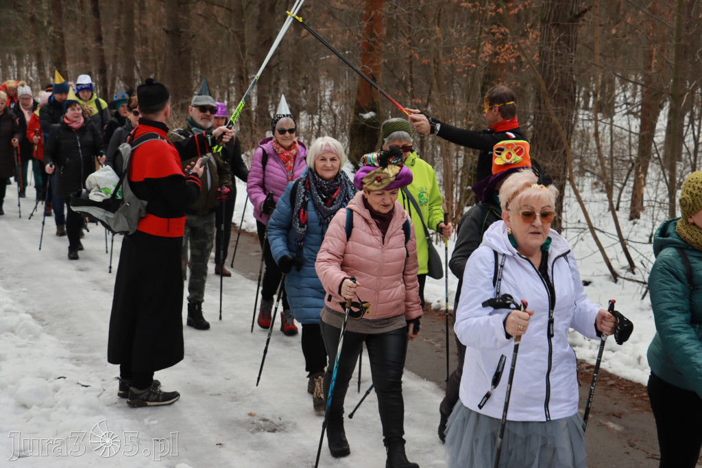 Fotorelacja: Karnawałowy Marsz Nordic Walking w Zawierciu