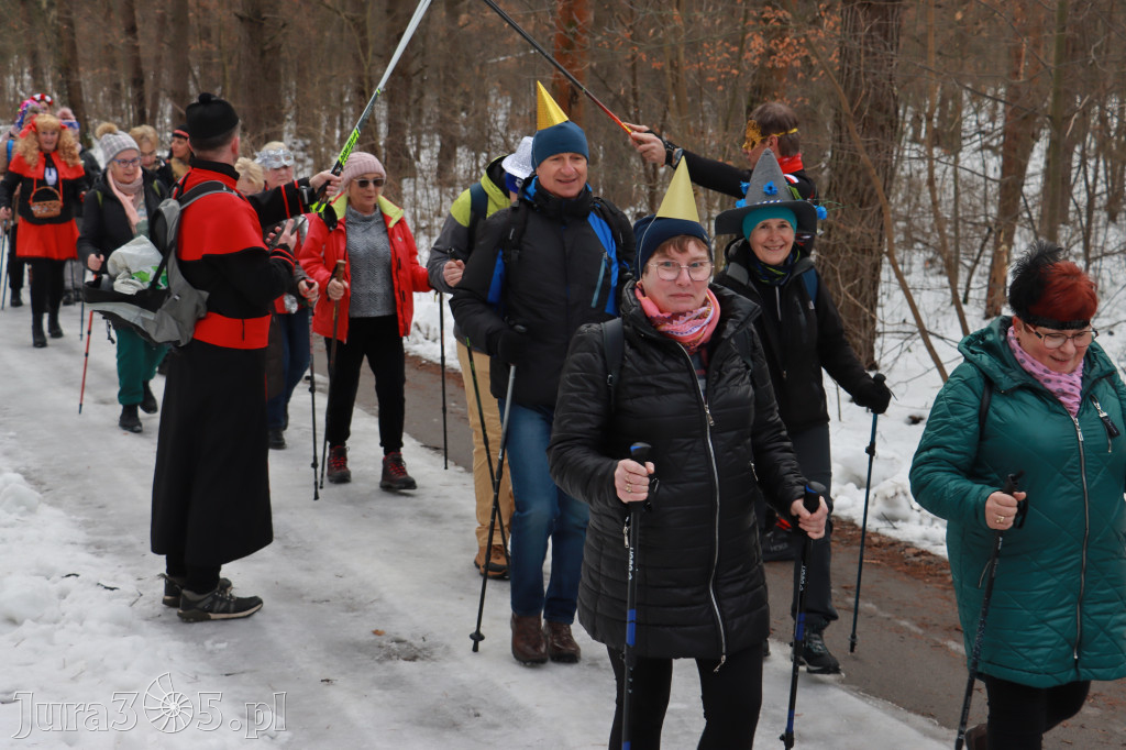 Fotorelacja: Karnawałowy Marsz Nordic Walking w Zawierciu