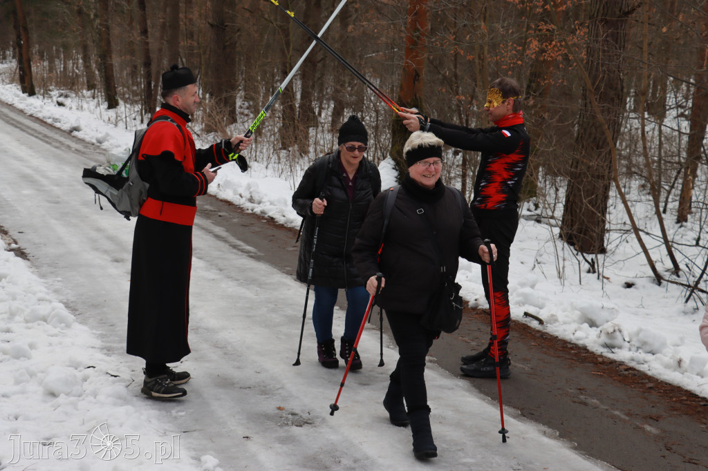Fotorelacja: Karnawałowy Marsz Nordic Walking w Zawierciu
