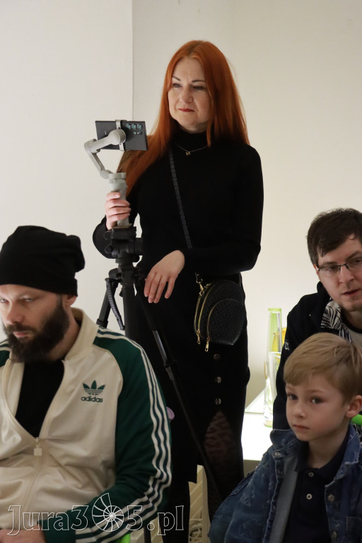 Fotorelacja: Recital KRYSZTAŁOWE SERCE w Galerii Stara Łaźnia w Zawierciu