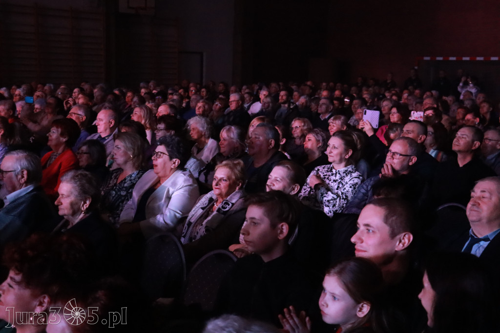 Fotorelacja II: Koncert Karnawałowy w Łazach - CO MI W DUSZY GRA