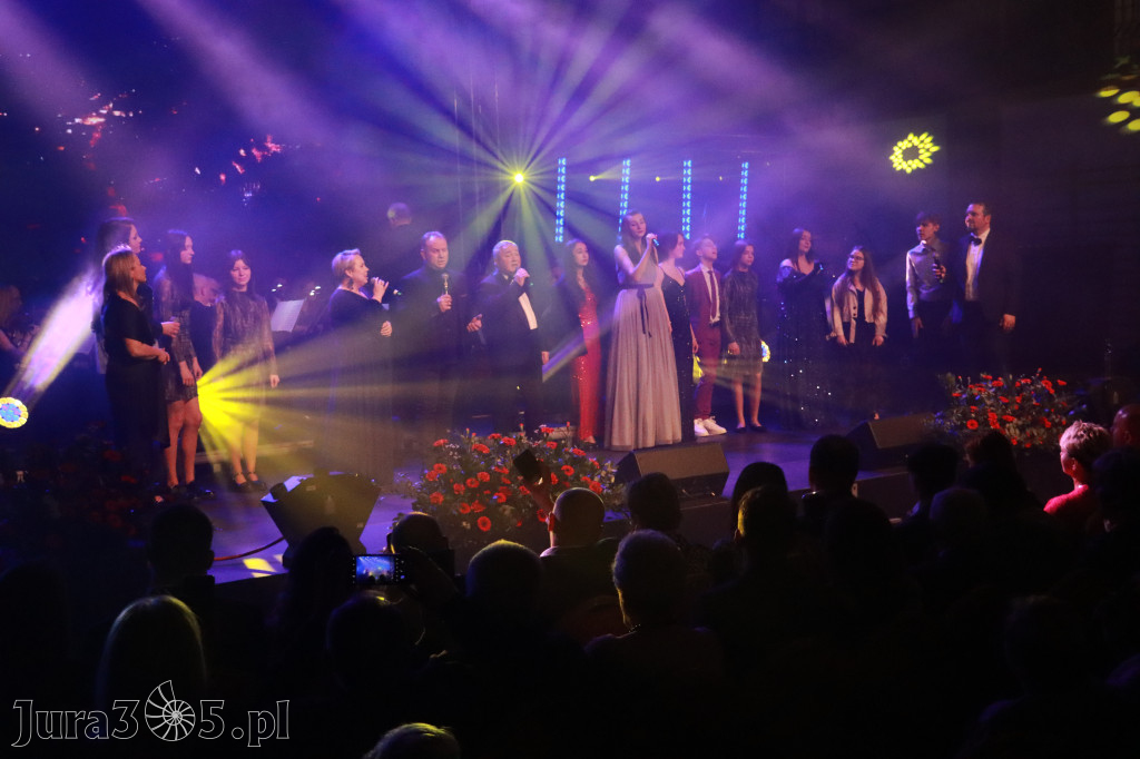 Fotorelacja II: Koncert Karnawałowy w Łazach - CO MI W DUSZY GRA