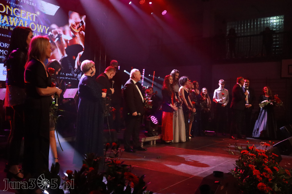 Fotorelacja II: Koncert Karnawałowy w Łazach - CO MI W DUSZY GRA