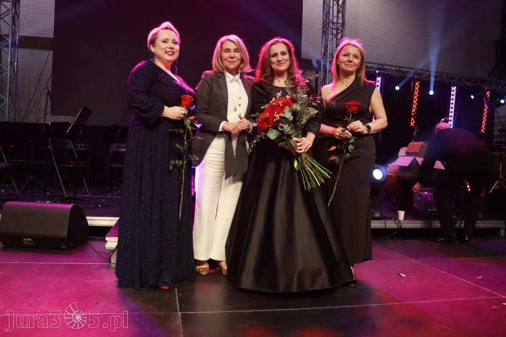Fotorelacja II: Koncert Karnawałowy w Łazach - CO MI W DUSZY GRA