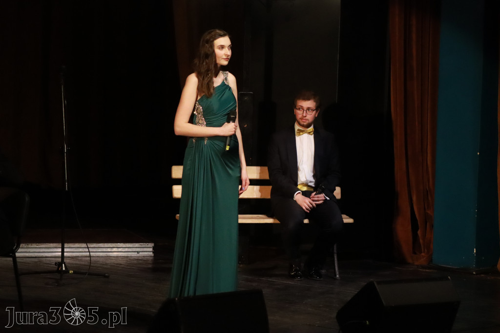 Fotorelacja: Walentynkowo-Musicalowy zawrót głowy w MOK Zawiercie.