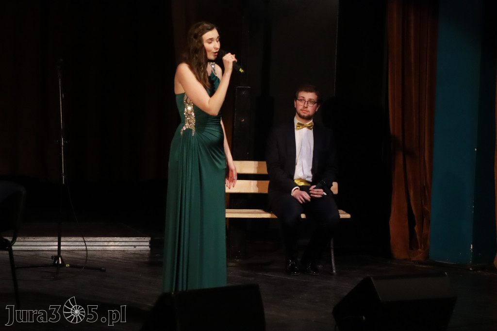 Fotorelacja: Walentynkowo-Musicalowy zawrót głowy w MOK Zawiercie.