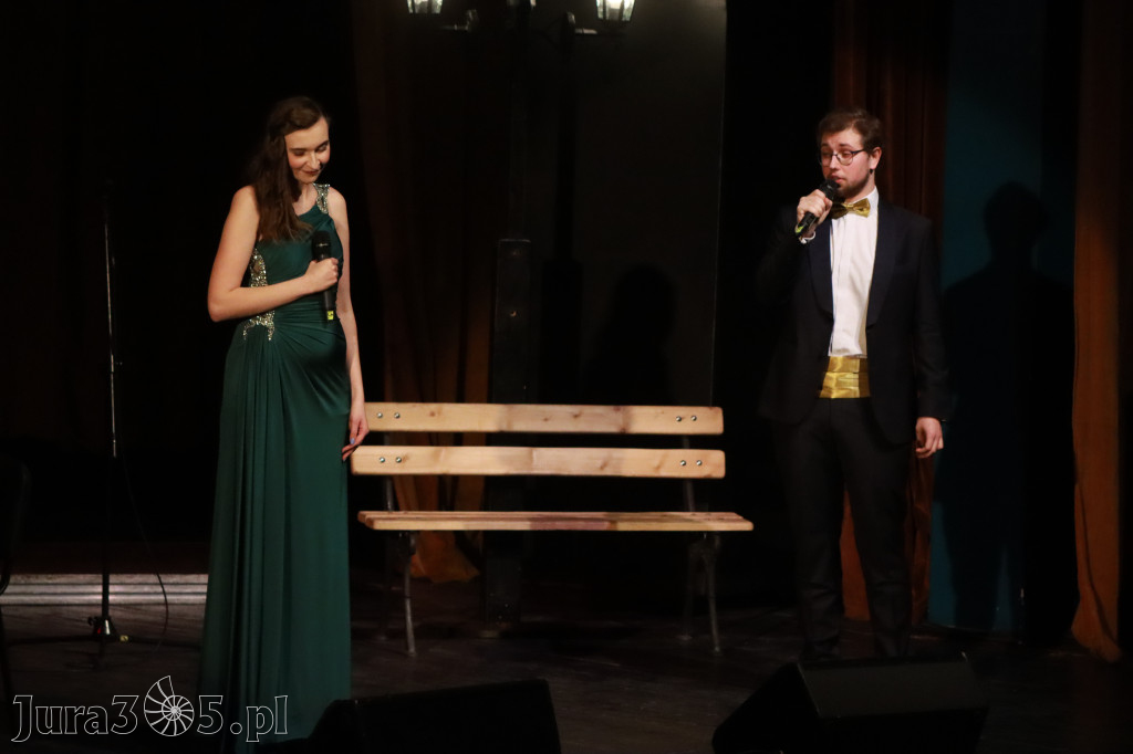 Fotorelacja: Walentynkowo-Musicalowy zawrót głowy w MOK Zawiercie.