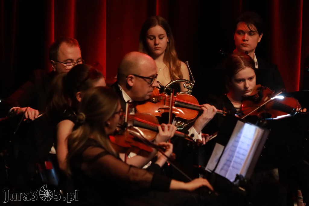 Fotorelacja: Walentynkowo-Musicalowy zawrót głowy w MOK Zawiercie.