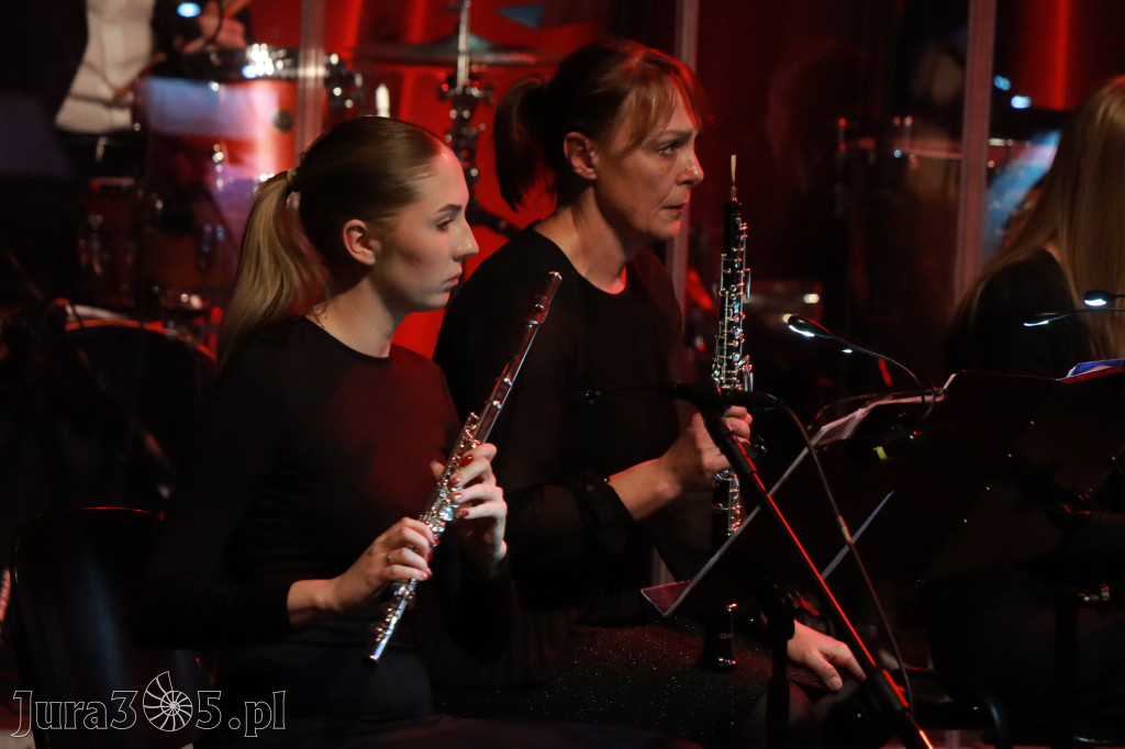 Fotorelacja: Walentynkowo-Musicalowy zawrót głowy w MOK Zawiercie.