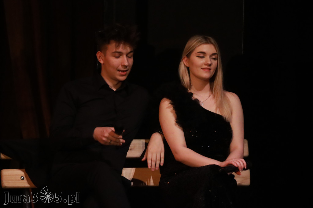 Fotorelacja: Walentynkowo-Musicalowy zawrót głowy w MOK Zawiercie.