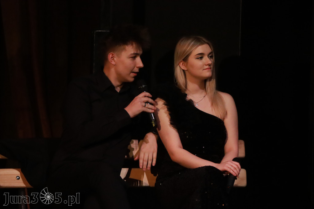 Fotorelacja: Walentynkowo-Musicalowy zawrót głowy w MOK Zawiercie.