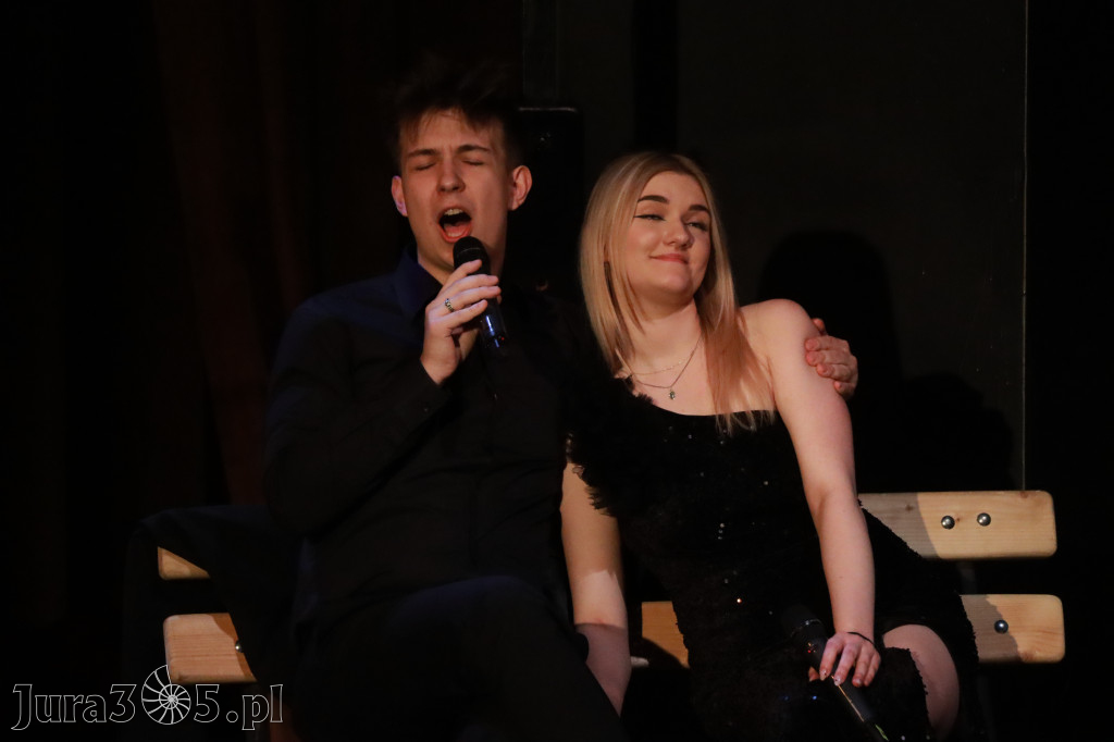 Fotorelacja: Walentynkowo-Musicalowy zawrót głowy w MOK Zawiercie.
