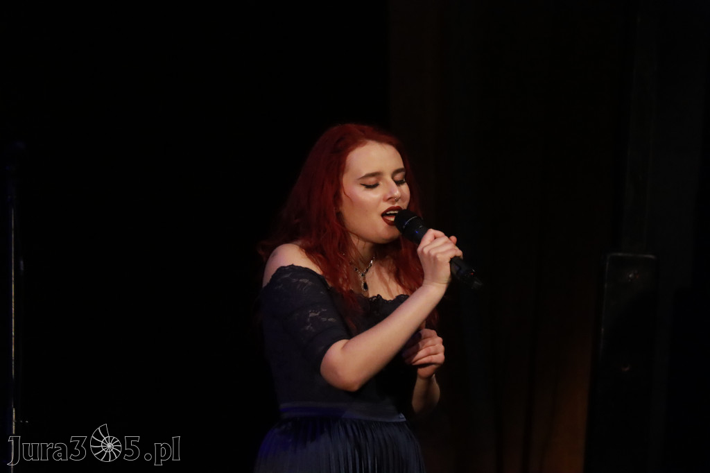 Fotorelacja: Walentynkowo-Musicalowy zawrót głowy w MOK Zawiercie.