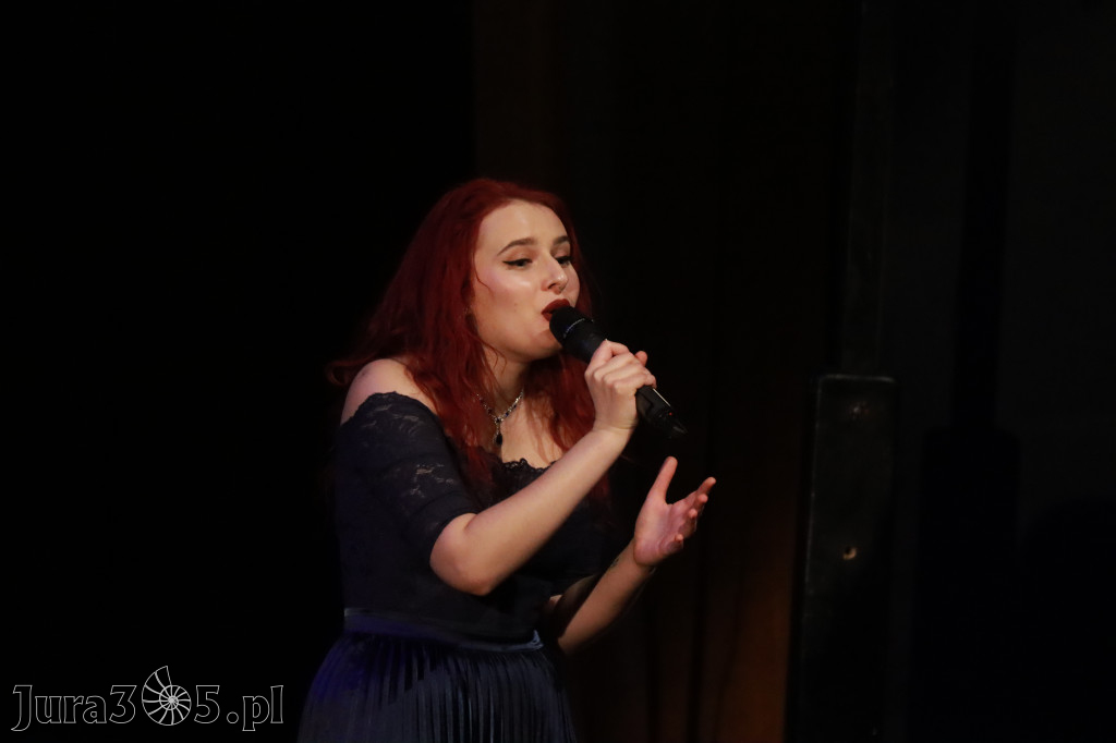 Fotorelacja: Walentynkowo-Musicalowy zawrót głowy w MOK Zawiercie.