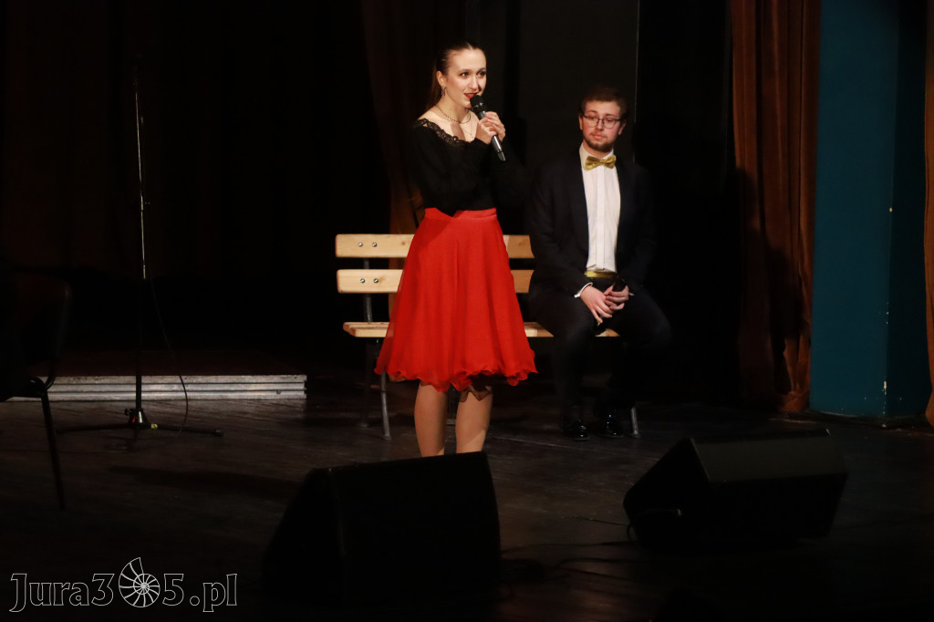 Fotorelacja: Walentynkowo-Musicalowy zawrót głowy w MOK Zawiercie.