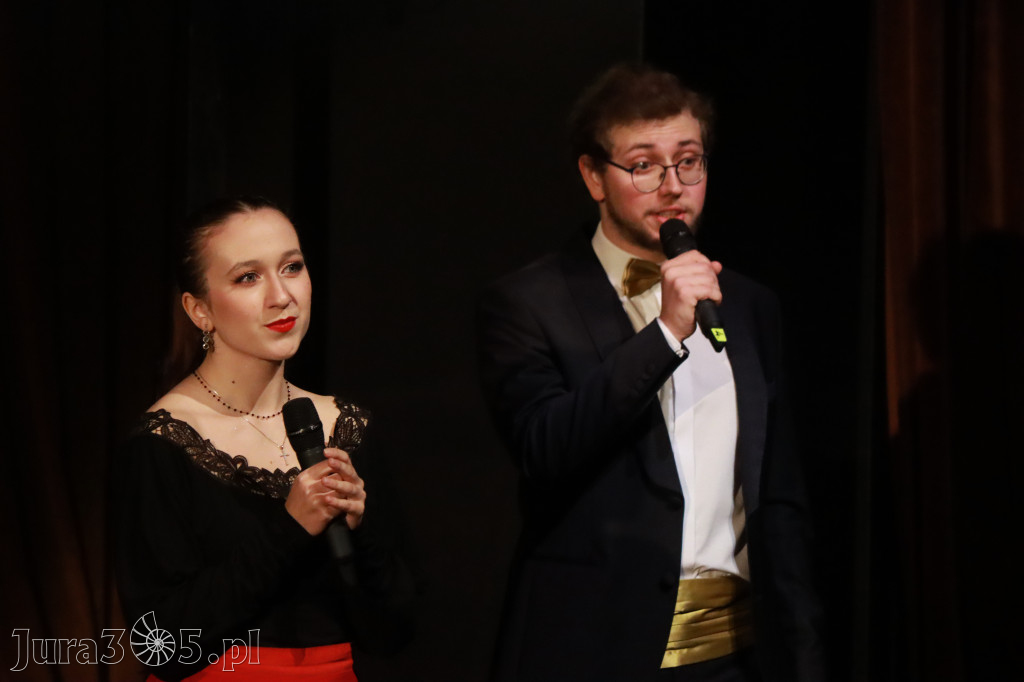 Fotorelacja: Walentynkowo-Musicalowy zawrót głowy w MOK Zawiercie.