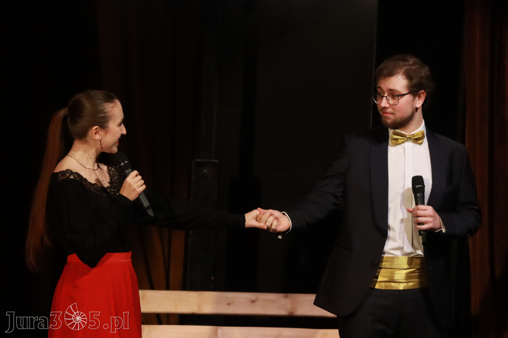 Fotorelacja: Walentynkowo-Musicalowy zawrót głowy w MOK Zawiercie.