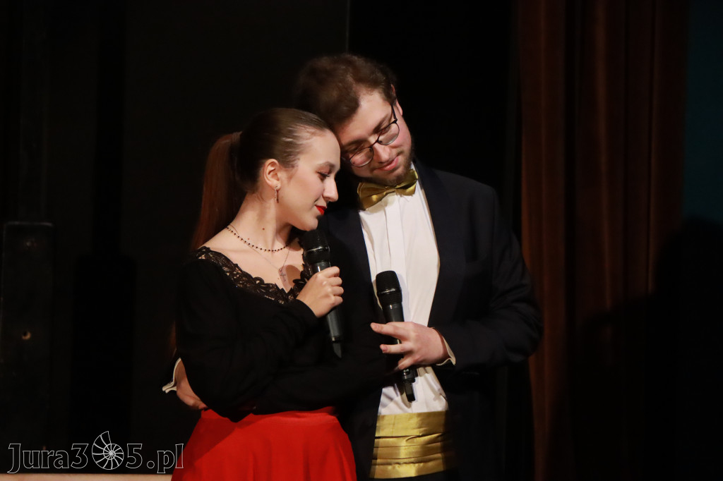 Fotorelacja: Walentynkowo-Musicalowy zawrót głowy w MOK Zawiercie.