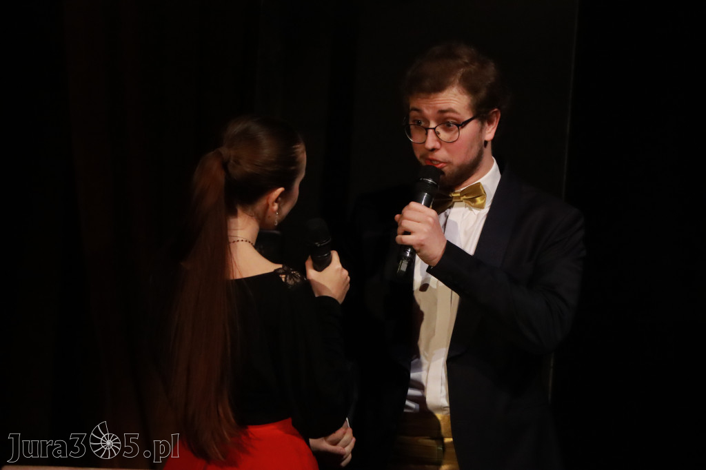 Fotorelacja: Walentynkowo-Musicalowy zawrót głowy w MOK Zawiercie.
