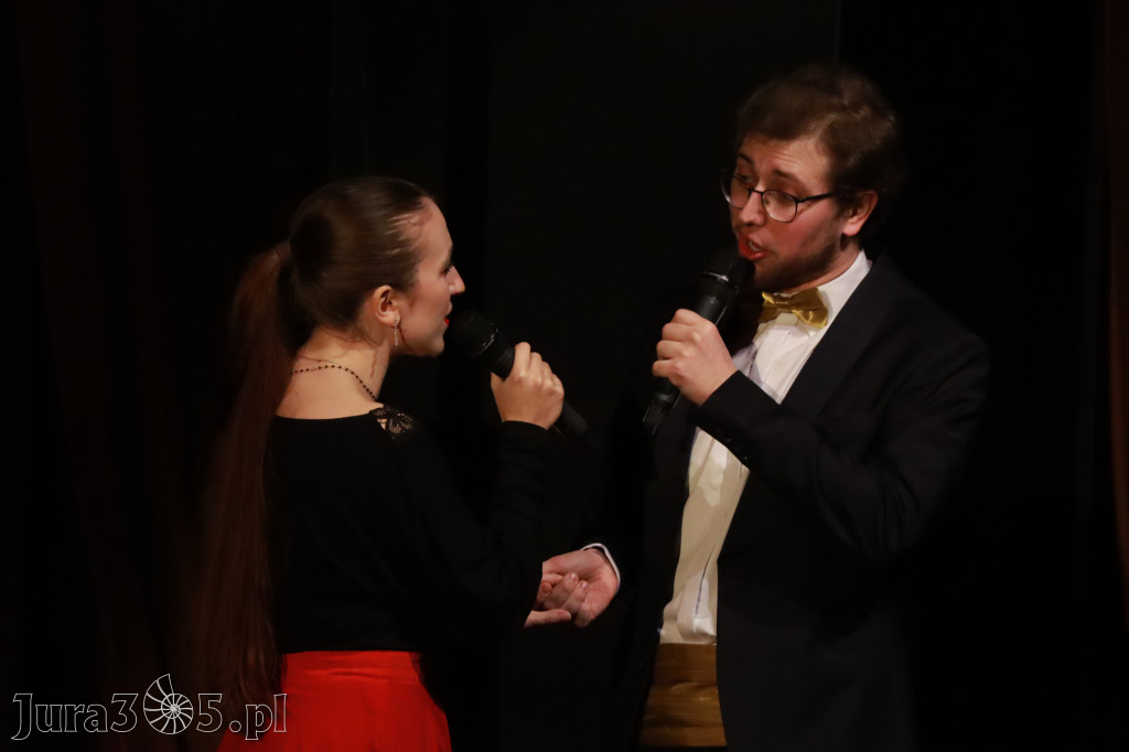 Fotorelacja: Walentynkowo-Musicalowy zawrót głowy w MOK Zawiercie.