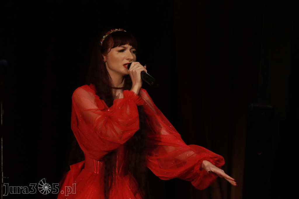 Fotorelacja: Walentynkowo-Musicalowy zawrót głowy w MOK Zawiercie.