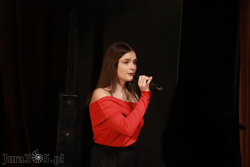 Fotorelacja: Walentynkowo-Musicalowy zawrót głowy w MOK Zawiercie.