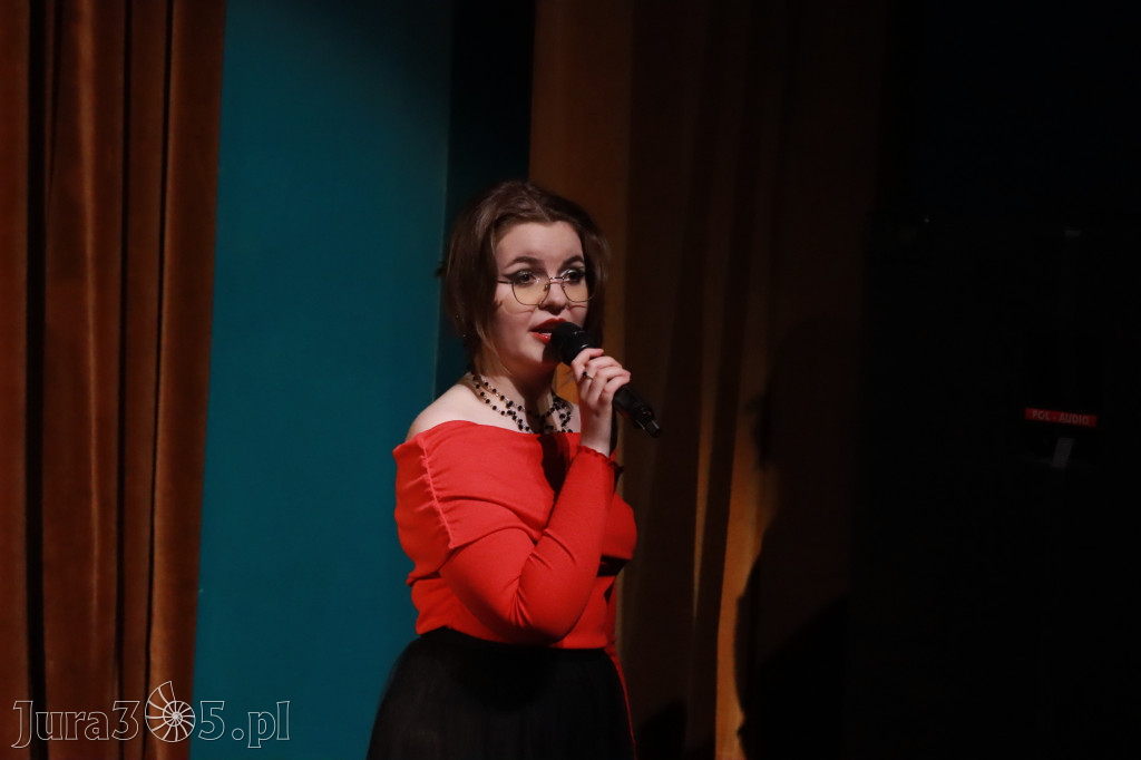 Fotorelacja: Walentynkowo-Musicalowy zawrót głowy w MOK Zawiercie.