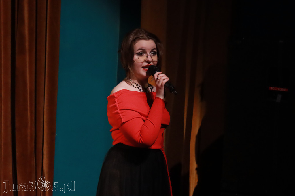 Fotorelacja: Walentynkowo-Musicalowy zawrót głowy w MOK Zawiercie.
