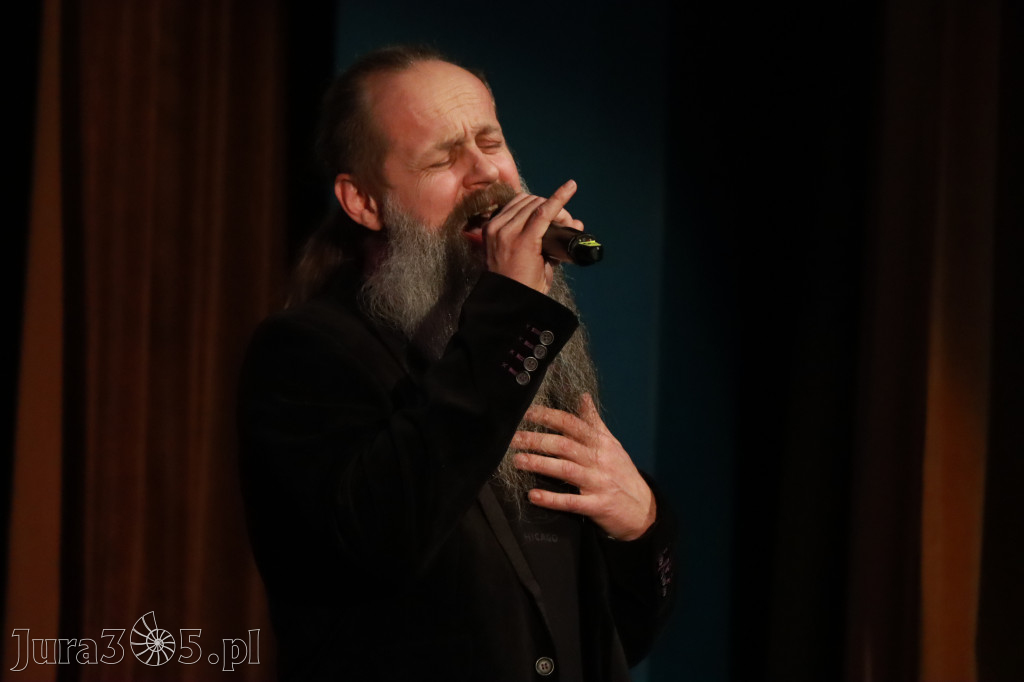 Fotorelacja: Walentynkowo-Musicalowy zawrót głowy w MOK Zawiercie.
