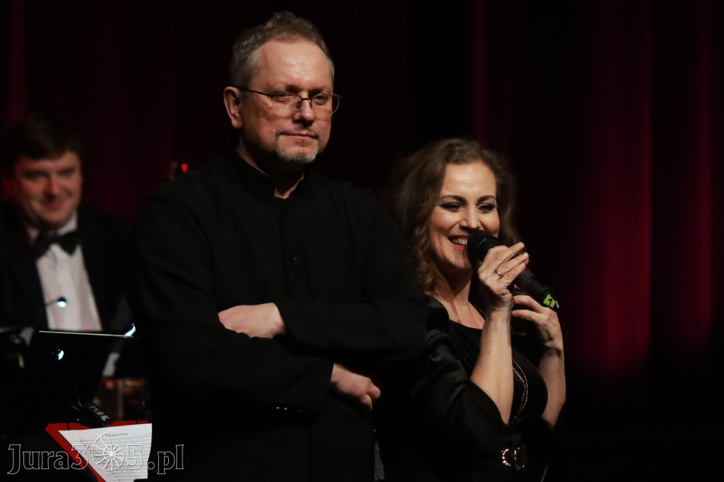 Fotorelacja: Walentynkowo-Musicalowy zawrót głowy w MOK Zawiercie.