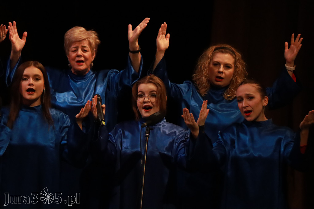 Fotorelacja: Walentynkowo-Musicalowy zawrót głowy w MOK Zawiercie.