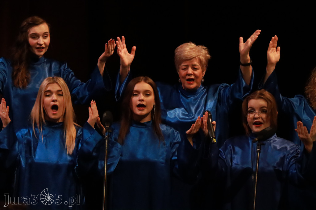 Fotorelacja: Walentynkowo-Musicalowy zawrót głowy w MOK Zawiercie.