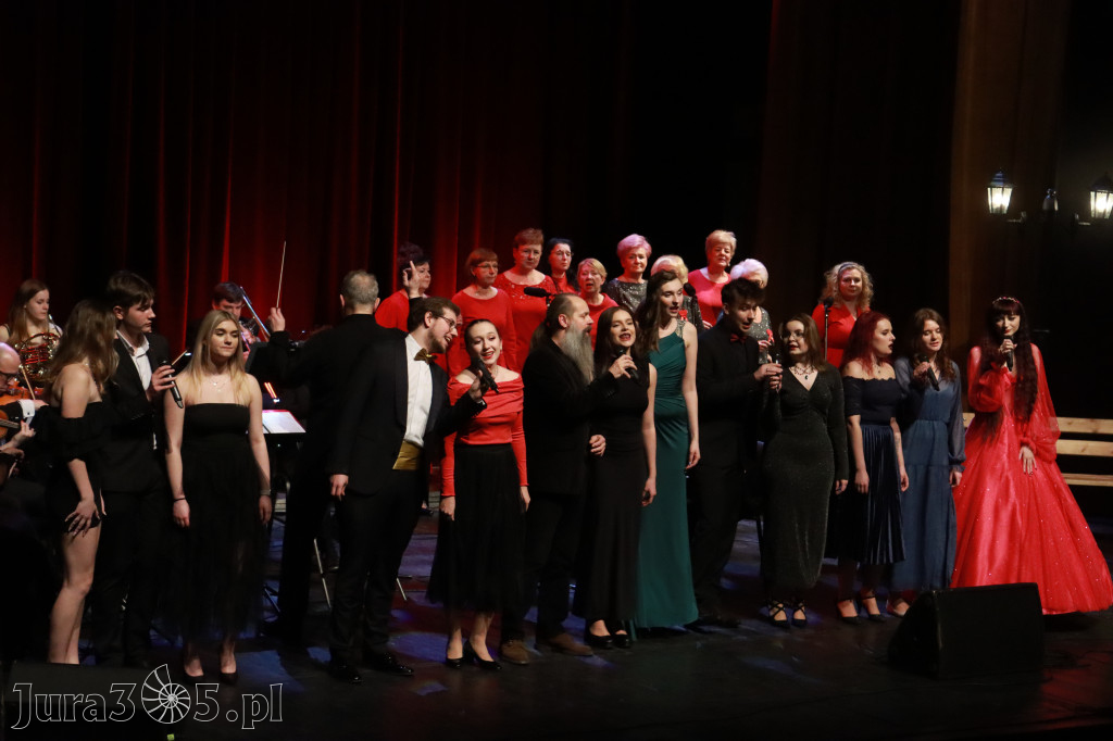 Fotorelacja: Walentynkowo-Musicalowy zawrót głowy w MOK Zawiercie.
