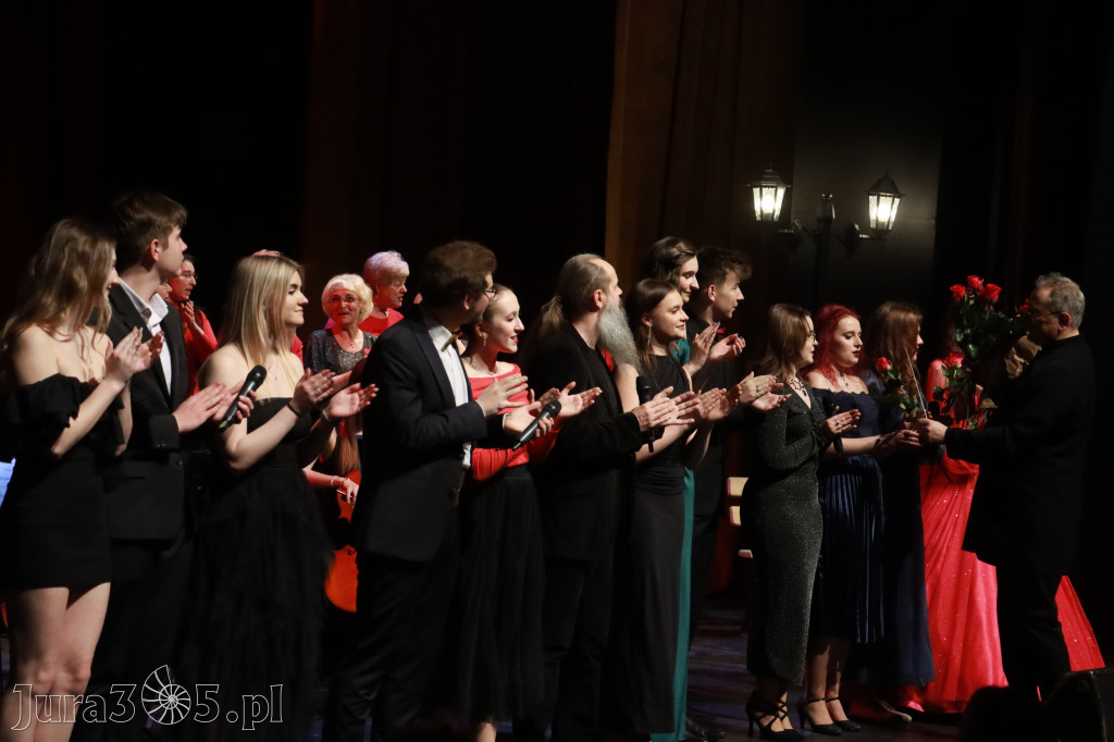 Fotorelacja: Walentynkowo-Musicalowy zawrót głowy w MOK Zawiercie.