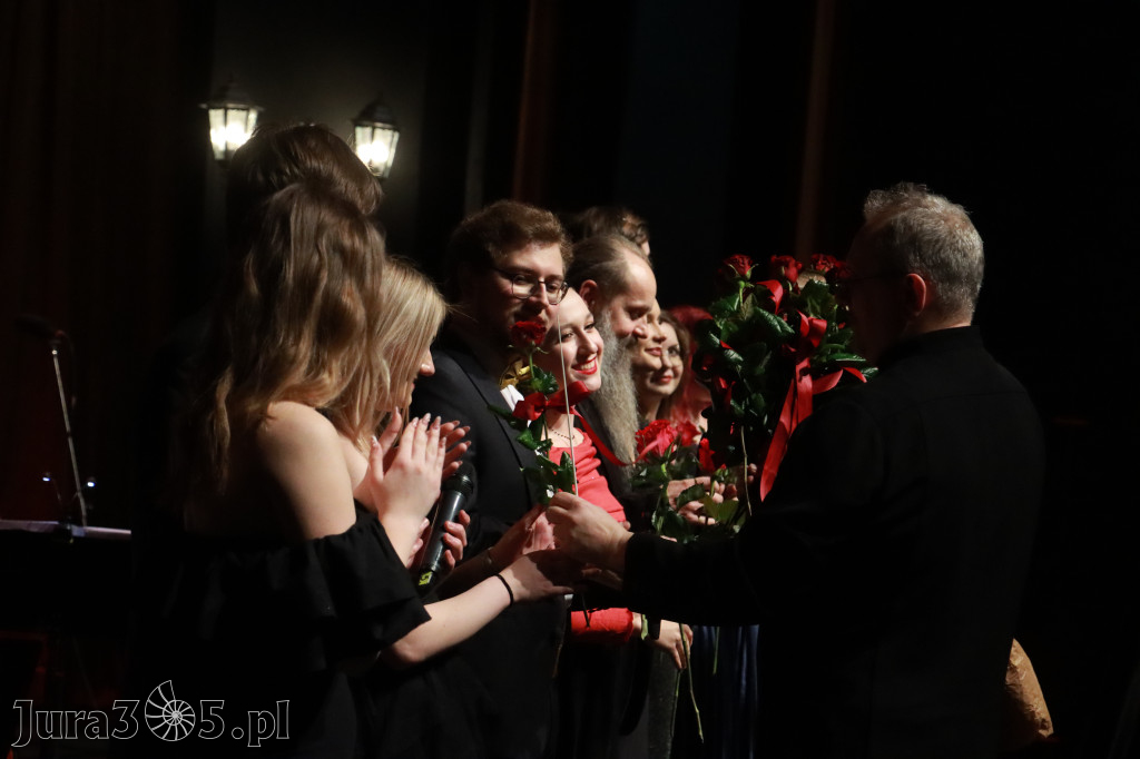 Fotorelacja: Walentynkowo-Musicalowy zawrót głowy w MOK Zawiercie.